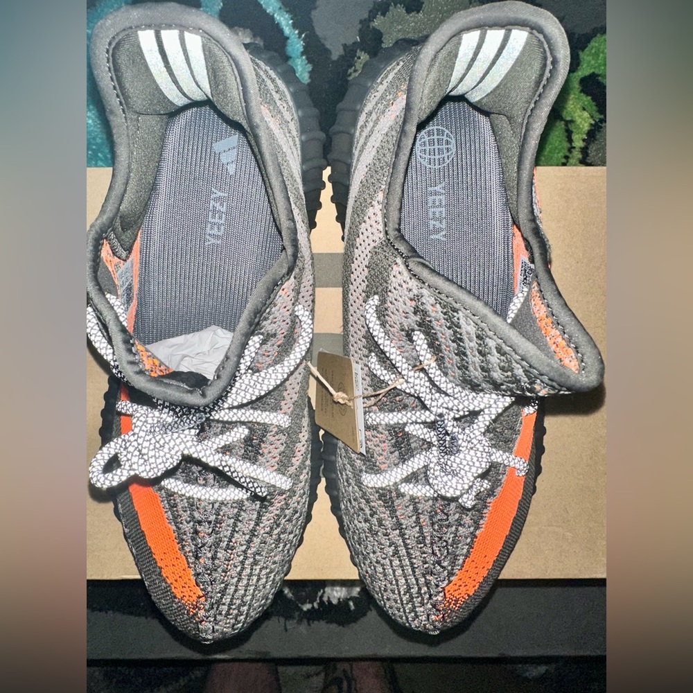 Adidas Yeezy Boost 350 V2 Carbon Beluga Size 10 Deadstock With Tags And Box
